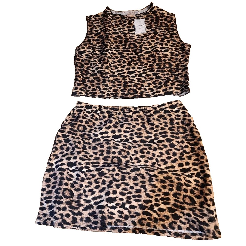 GLG Good Luck Gem Juniors XL Leopard Print 2 Piece Set Crop Top Mini Skirt Co-or